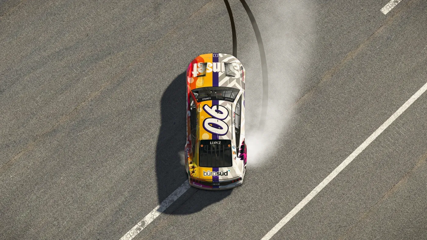 eNASCAR — gallery photo 11