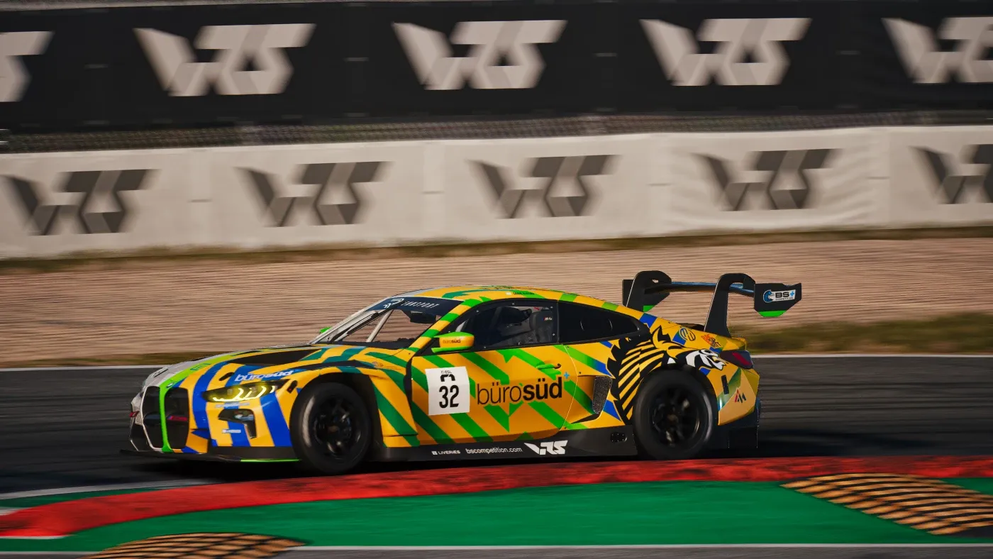 R1 — gallery photo 4