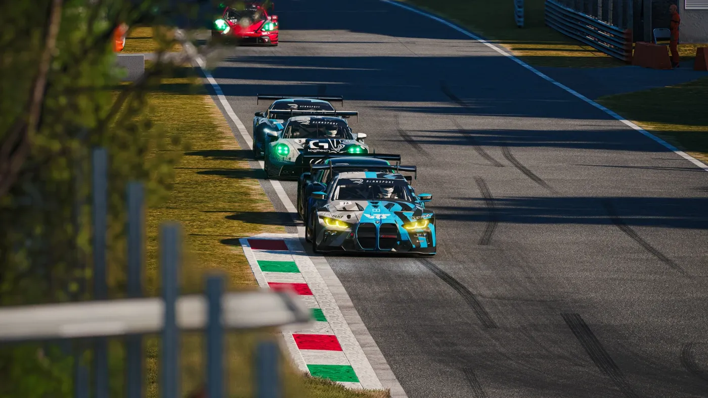 R1 — gallery photo 3